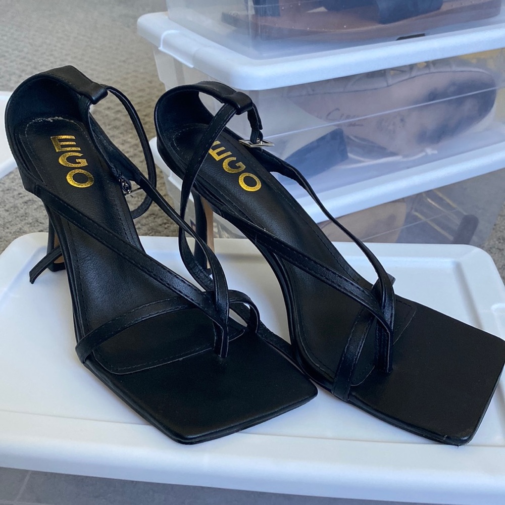 EGO Black Sandal